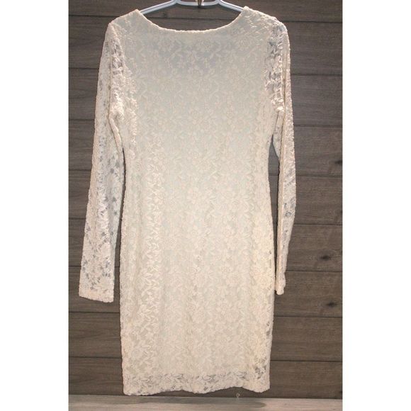 White Threads 4 Thought Lace Dress Size Medium - Picture 4 of 4